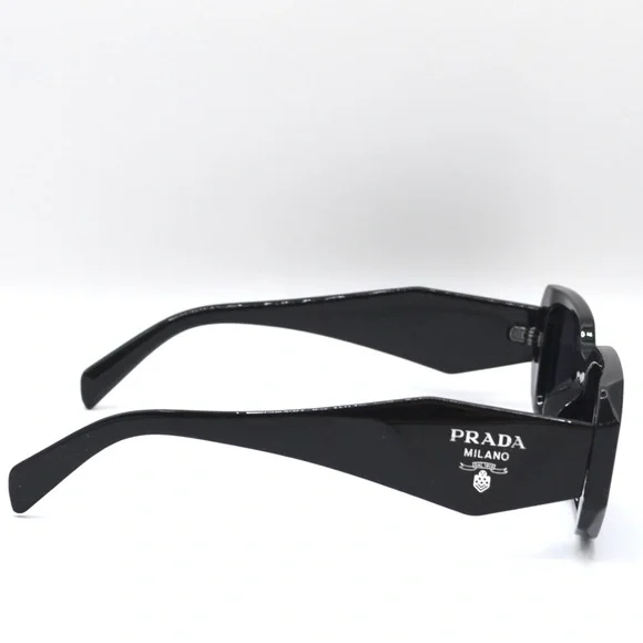 Prada Women’s Sunglasses | Black Frame | Grey Lenses | Like New - Picture 4 of 13